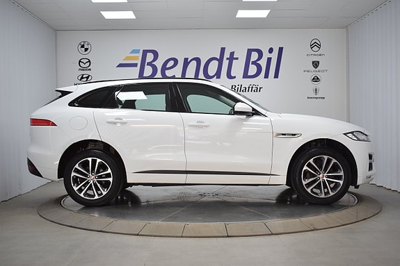 Jaguar F-PACE 9 of 25