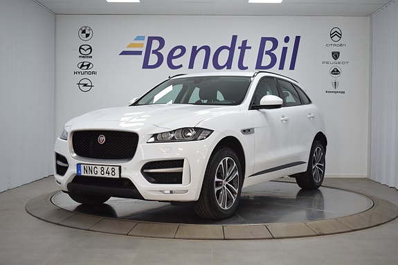 Jaguar F-PACE 3 of 25