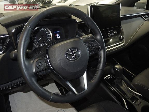 Toyota Corolla 15 of 24