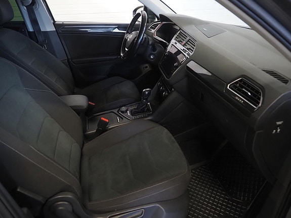 Volkswagen Tiguan 11 of 24