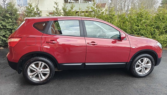 Nissan Qashqai 2 of 5