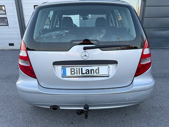 Mercedes-Benz A170 5 of 9
