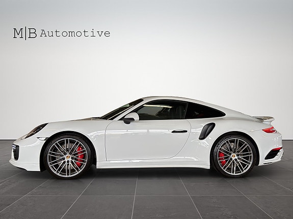 Porsche 911 Turbo 3 of 5
