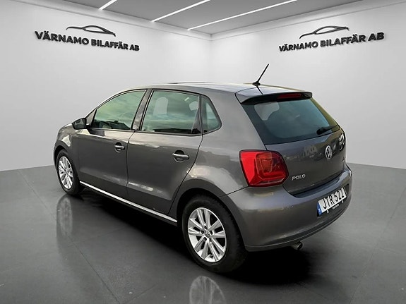 Volkswagen Polo 3 of 5