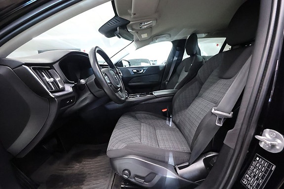 Volvo V60 18 of 22