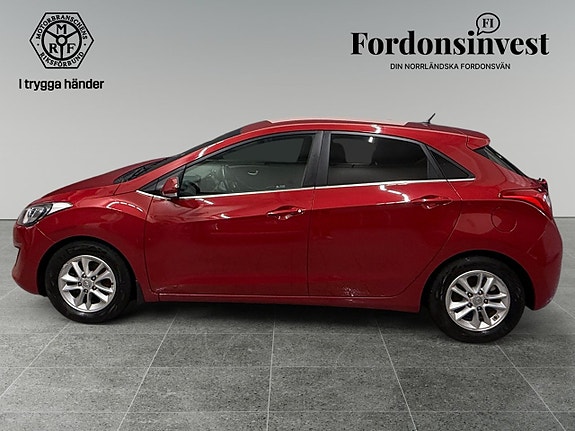 Hyundai i30 2 of 18