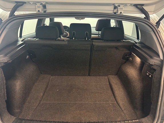 BMW 116i 7 of 13