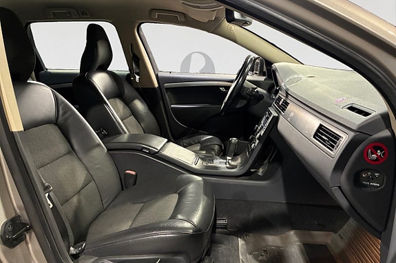 Volvo V70 15 of 17