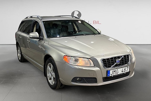 Volvo V70 9 of 17