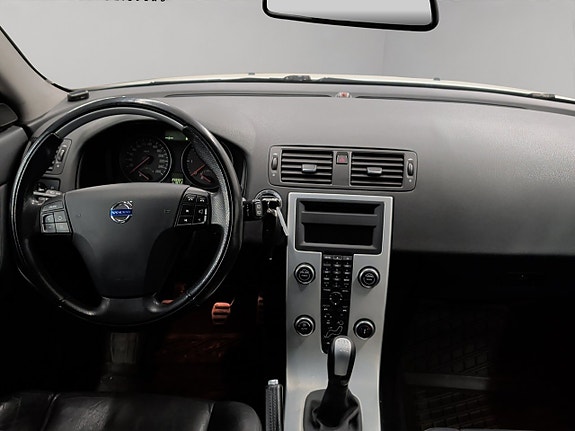 Volvo V50 15 of 28