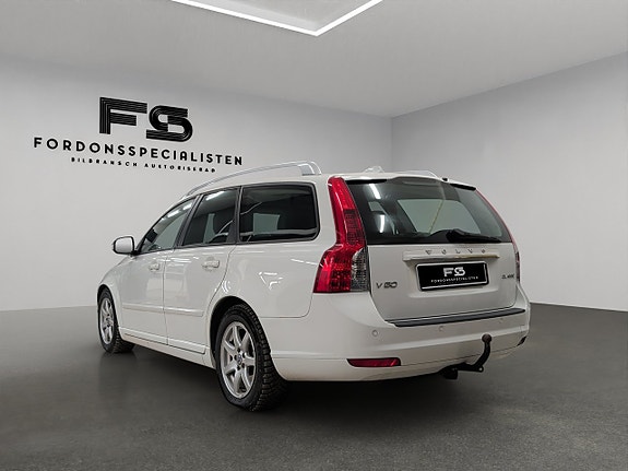 Volvo V50 7 of 28
