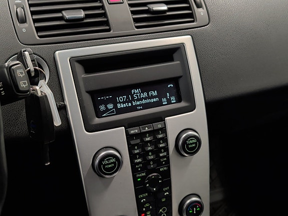 Volvo V50 22 of 28