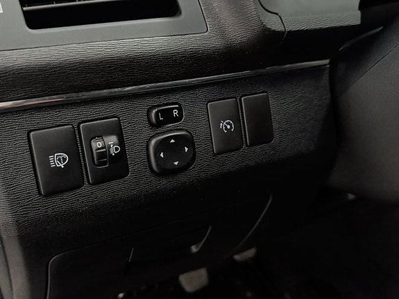 Toyota Avensis 20 of 30