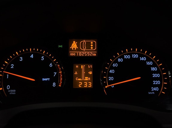 Toyota Avensis 22 of 30