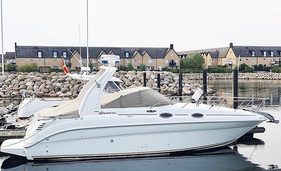Sea Ray 275 Sundancer Nyservad & välutrustad