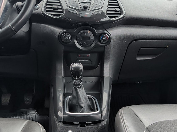 Ford Ecosport 16 of 29