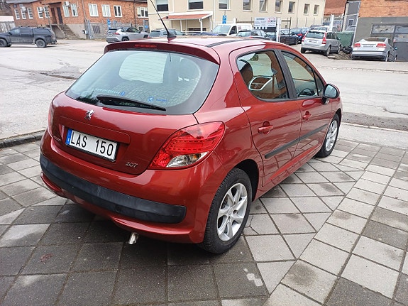 Peugeot 207 4 of 19