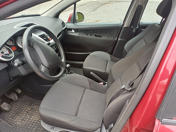 Peugeot 207 6 of 19