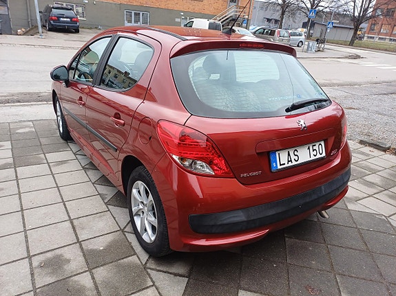 Peugeot 207 3 of 19