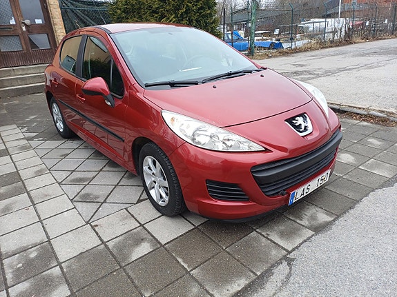 Peugeot 207 2 of 19