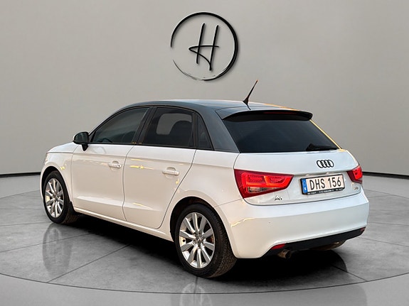 Audi A1 4 of 5