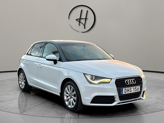 Audi A1 2 of 5