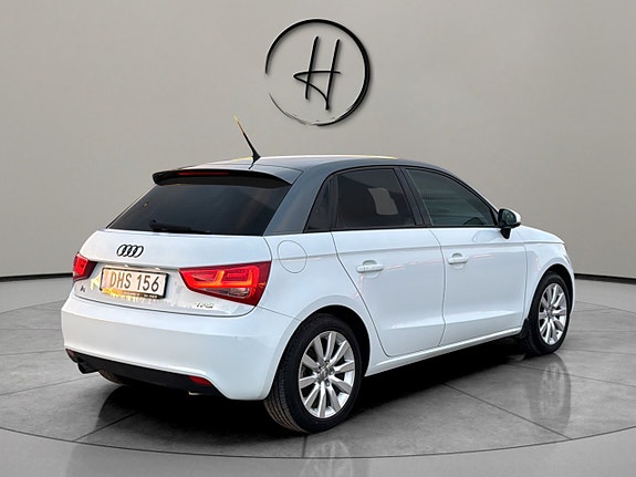 Audi A1 3 of 5