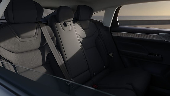 Volvo ES90 14 of 19