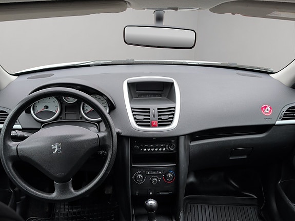 Peugeot 207 15 of 29