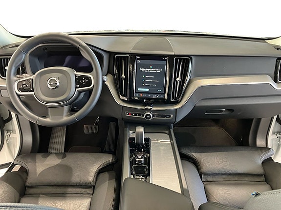 Volvo XC60 6 of 15