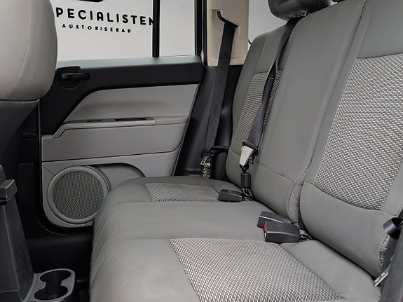 Jeep Patriot 17 of 30