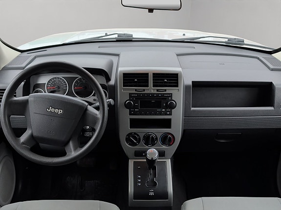 Jeep Patriot 15 of 30