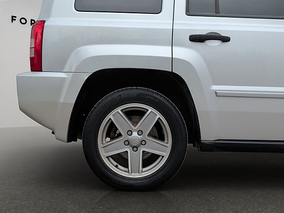Jeep Patriot 27 of 30
