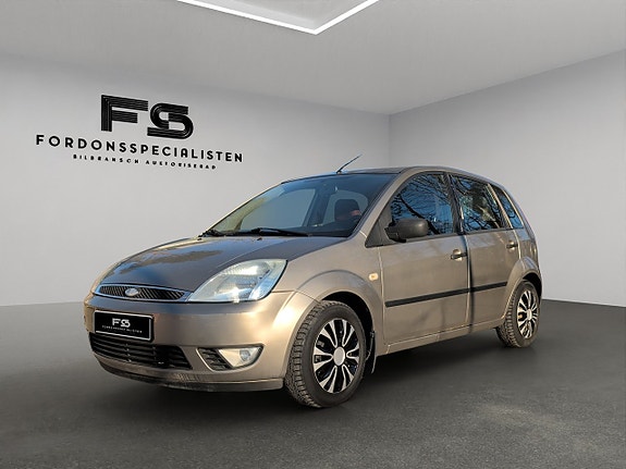 Ford Fiesta 9 of 29