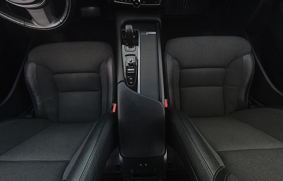 Volvo V90 13 of 27