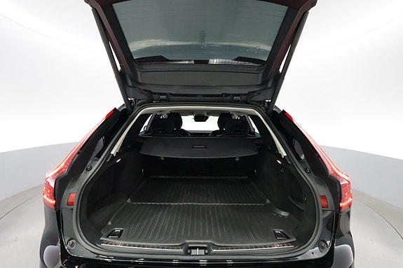 Volvo V90 26 of 27