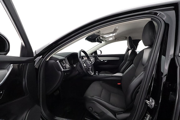Volvo V90 10 of 27