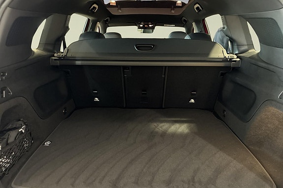 Mercedes-Benz GLB250+ 12 of 13