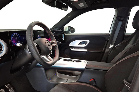 Mercedes-Benz GLB250+ 6 of 13