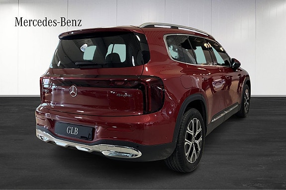 Mercedes-Benz GLB350 4 of 5