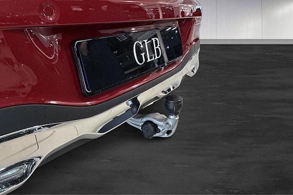 Mercedes-Benz GLB350 13 of 13