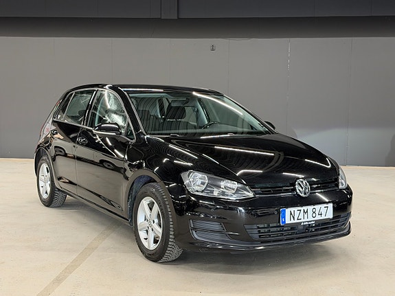 Volkswagen Golf VII 8 of 10