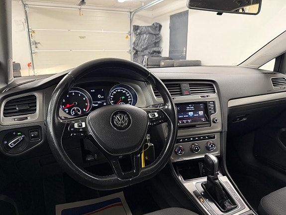 Volkswagen Golf-Serie 9 of 27