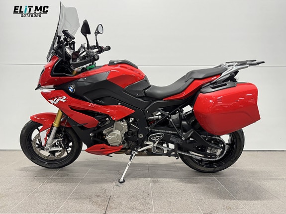 BMW Motorrad S 1000 XR Dynamic Leo Vince 11 of 17