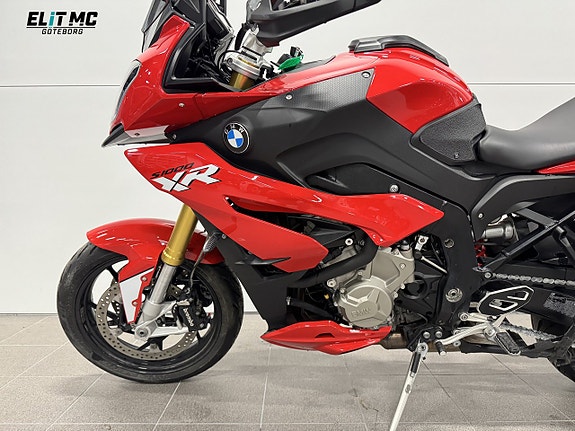 BMW Motorrad S 1000 XR Dynamic Leo Vince 12 of 17