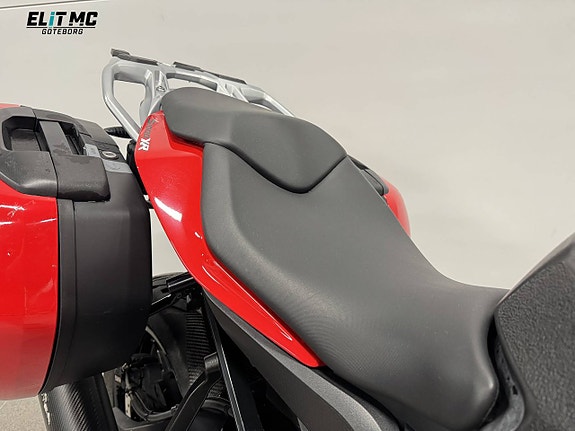 BMW Motorrad S 1000 XR Dynamic Leo Vince 3 of 17
