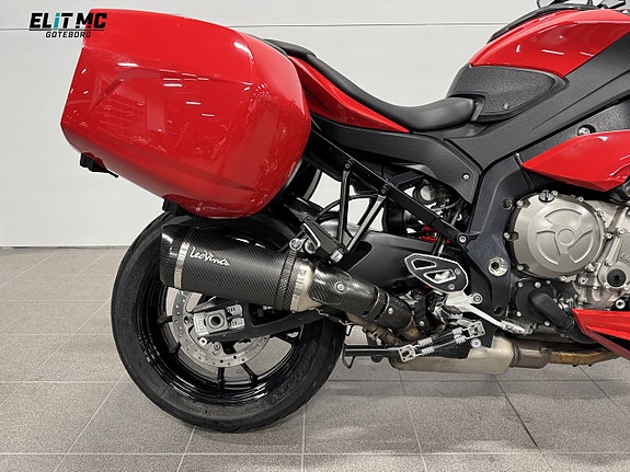 BMW Motorrad S 1000 XR Dynamic Leo Vince 6 of 17