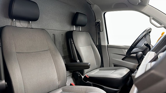 Volkswagen Transporter 8 of 12