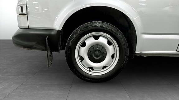 Volkswagen Transporter 6 of 12