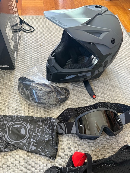 Product image 2 of 8